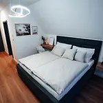 Jamy House Apartament *