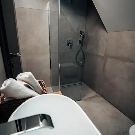 Jamy House アパート *