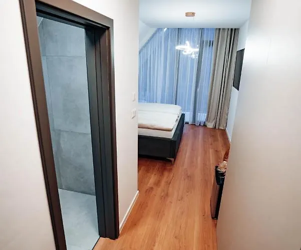 Jamy House 公寓 *